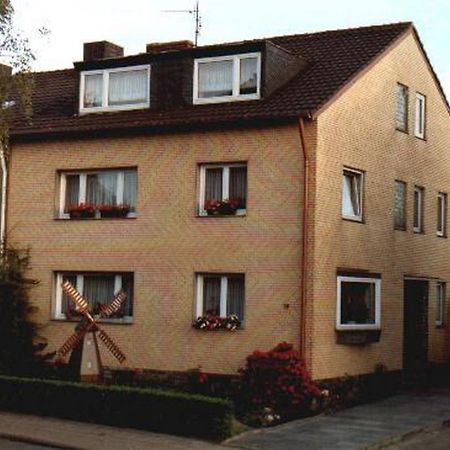 Privat-Pension-Doemens Aquisgrán Exterior foto