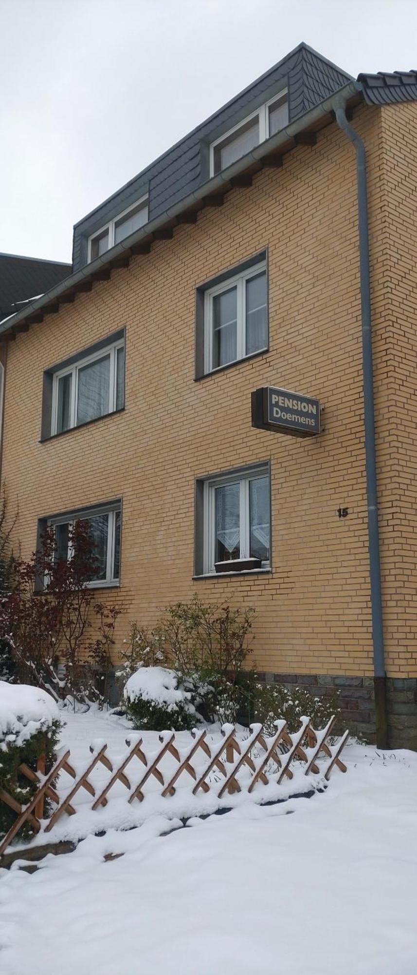 Privat-Pension-Doemens Aquisgrán Exterior foto
